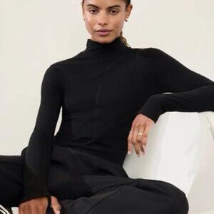 Athleta Women's Ascent Seamless Turtleneck in Black